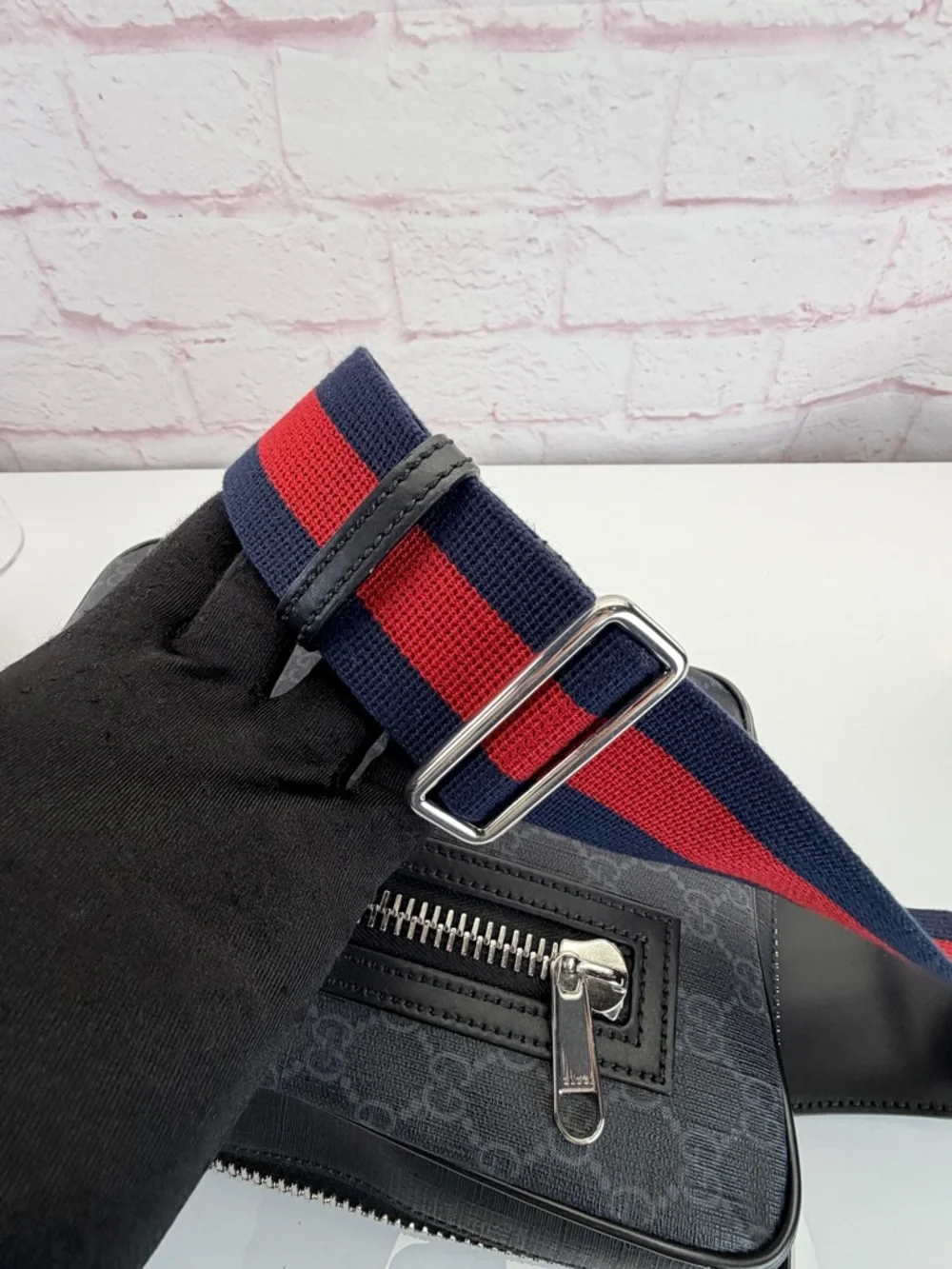 Authentic Gucci Men’s Web Supreme Gg Black Sling Bag