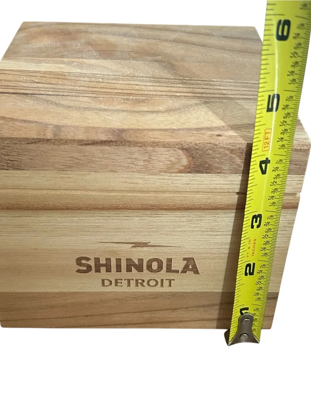 Shinola Detroit Wood Watch Box Case Display Storage Box White Pillow & Booklets