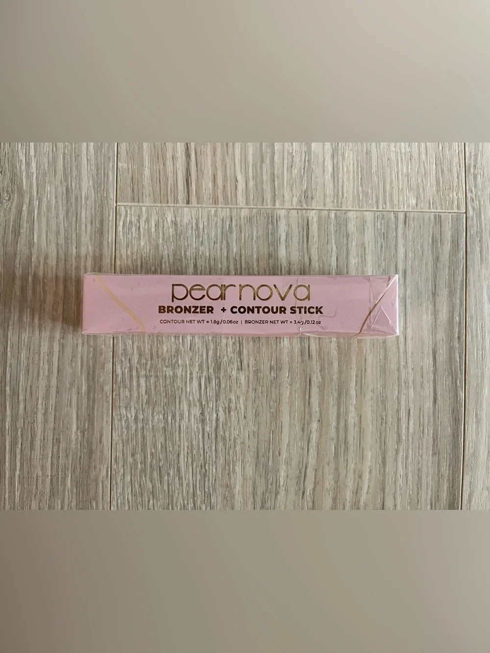 NIB PEAR NOVA Bronzer + Contour Stick Full Size (5.2 g) Light