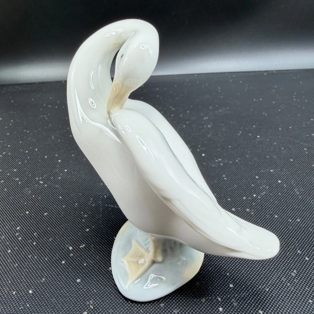 Lladro porcelain figurine