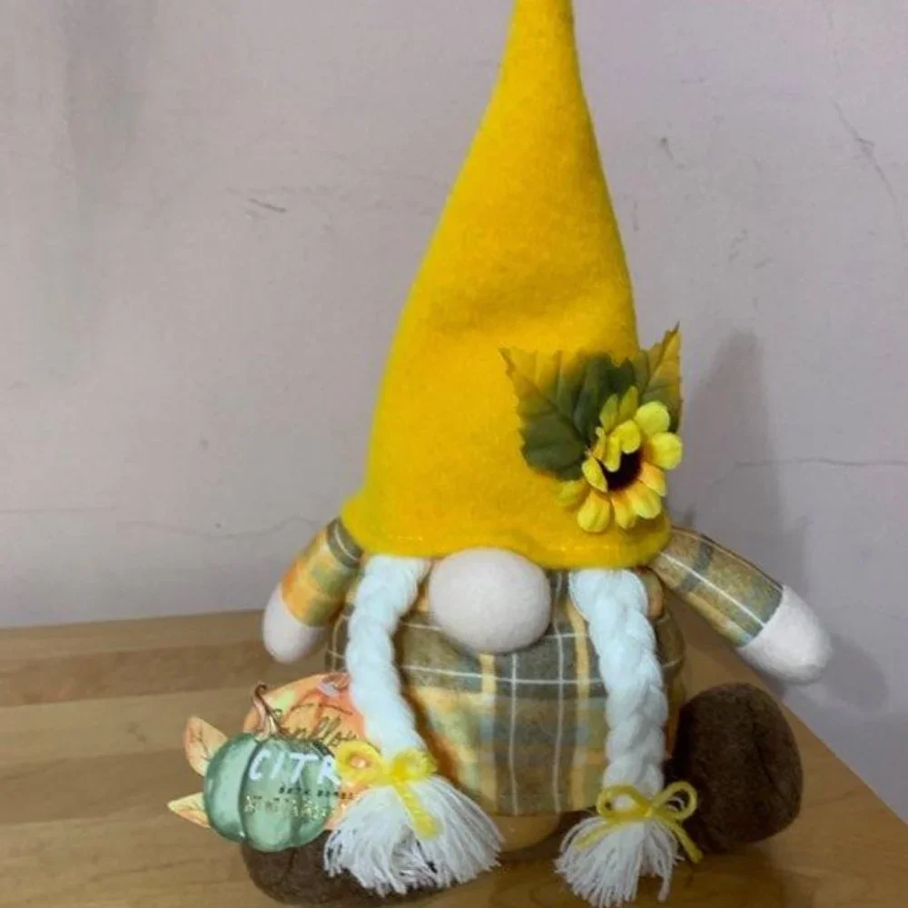 Asquith and Somerset Gnome filled with  sunflower citrus bath bombs
