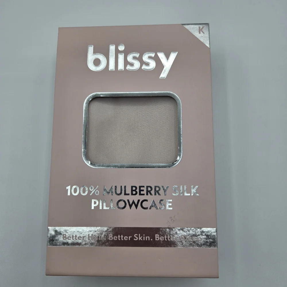 NWT Blissy Mulberry Silk Pillowcase, Blush Pink, Standard/Queen or King Size