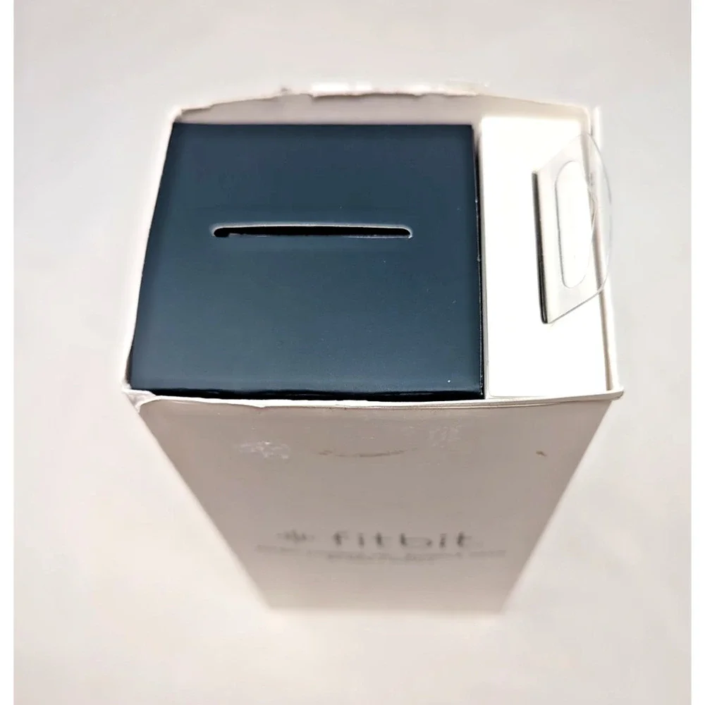 fitbit pack itself