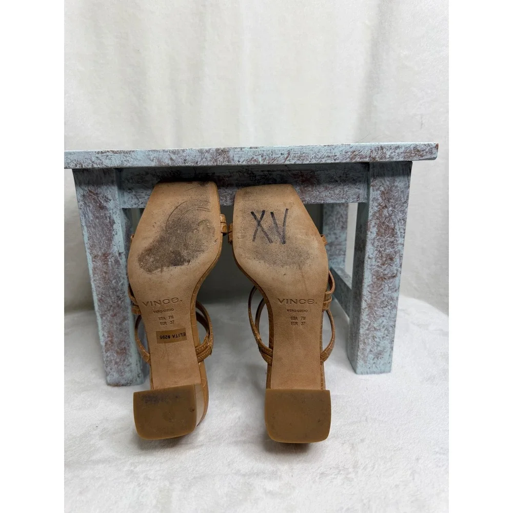 Vince Elita Sandal Womens 7M Tan Croc Embossed Leather Strappy Block Wood Heel