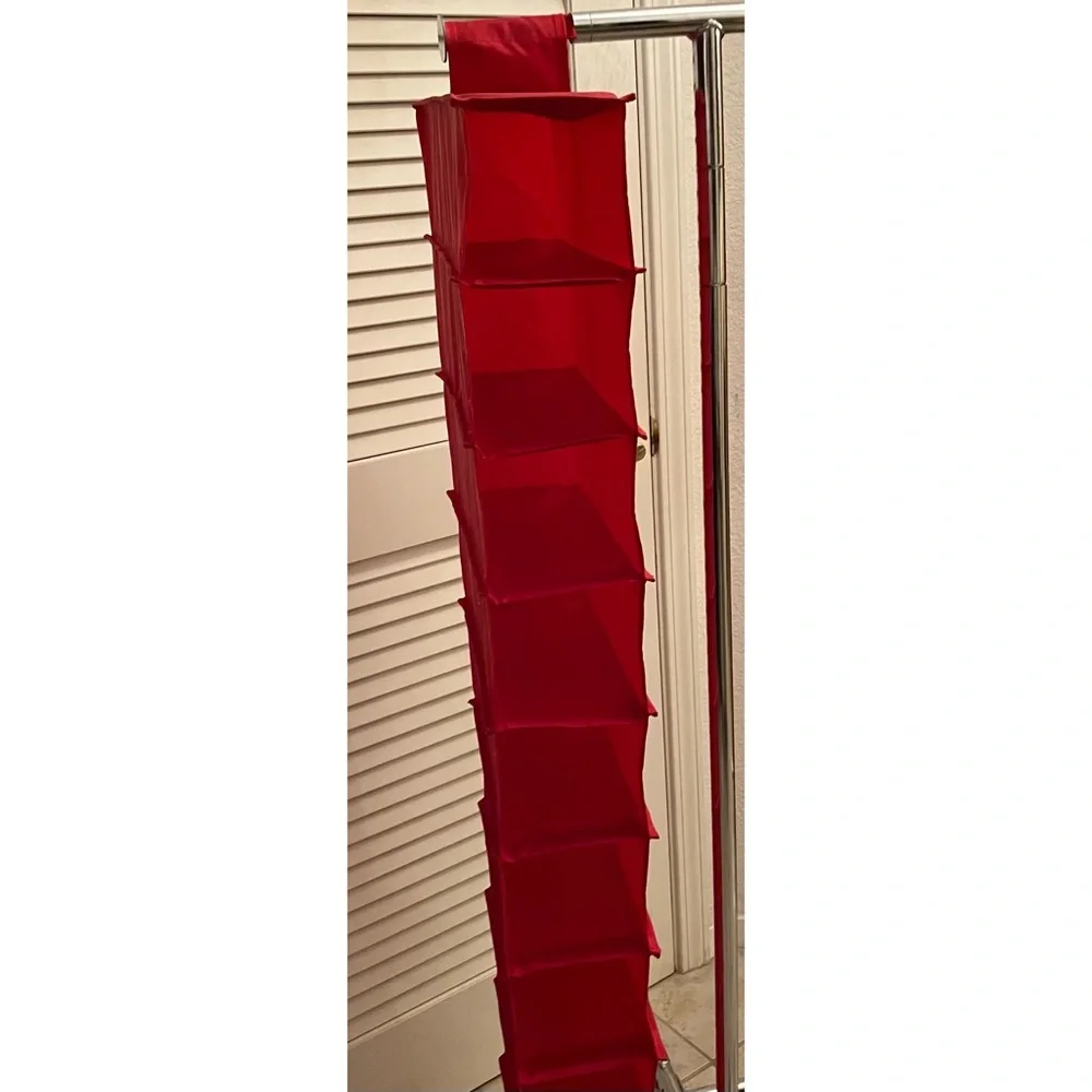 Vintage red collapsible