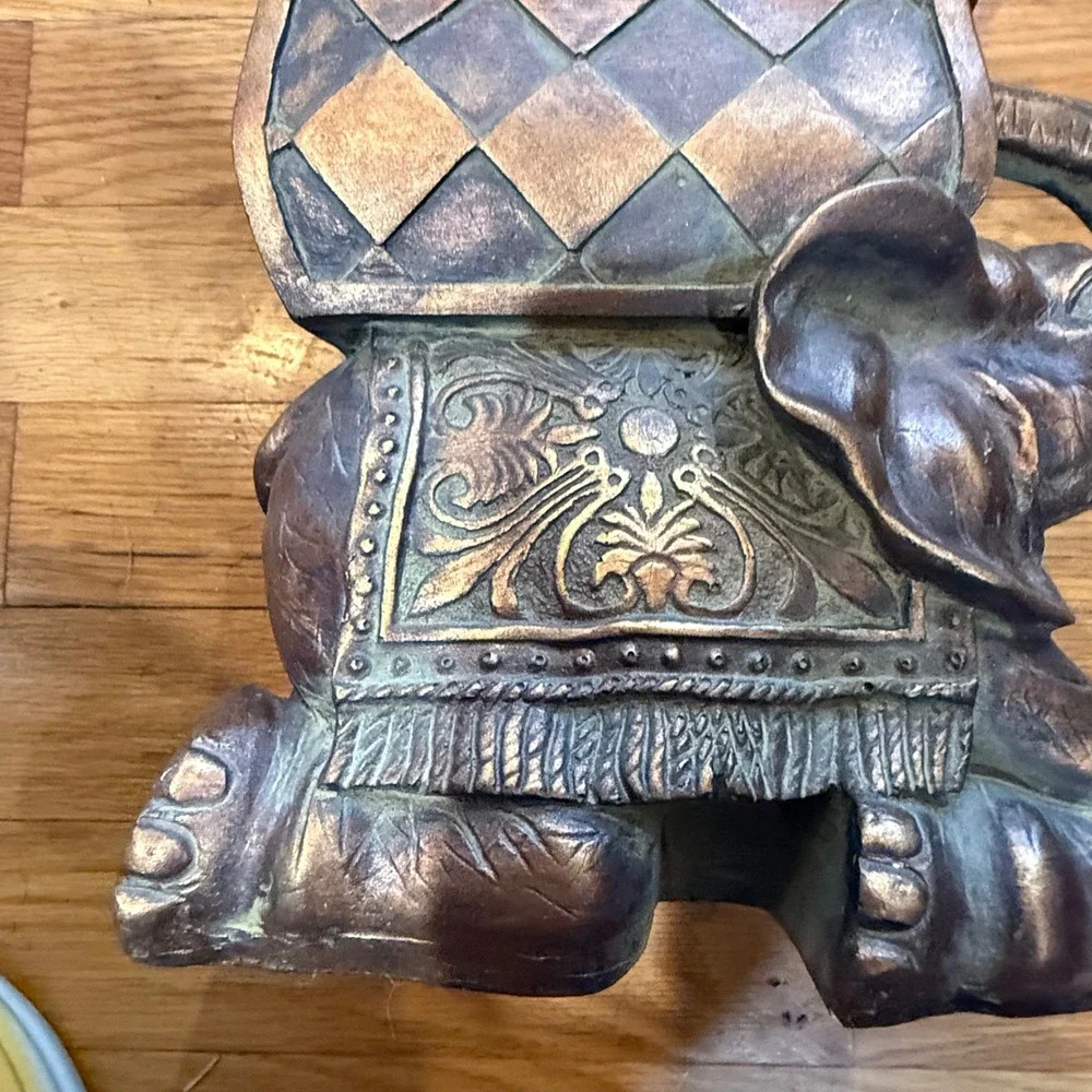 Vintage Style Bronze Colored  Elephant Planter Decorative Basket Animal Statue