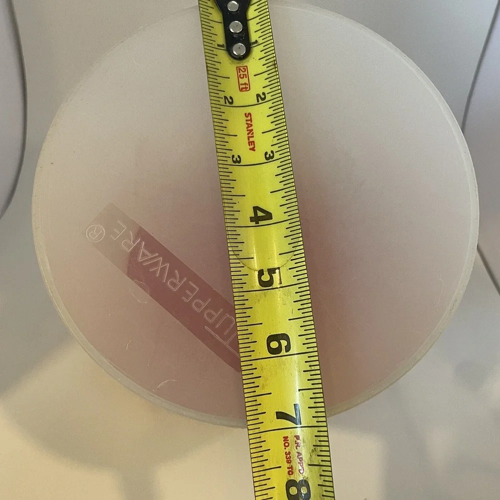Vintage Tupperware Super Saver Large Round‎ Storage Container Pour Spout Lid