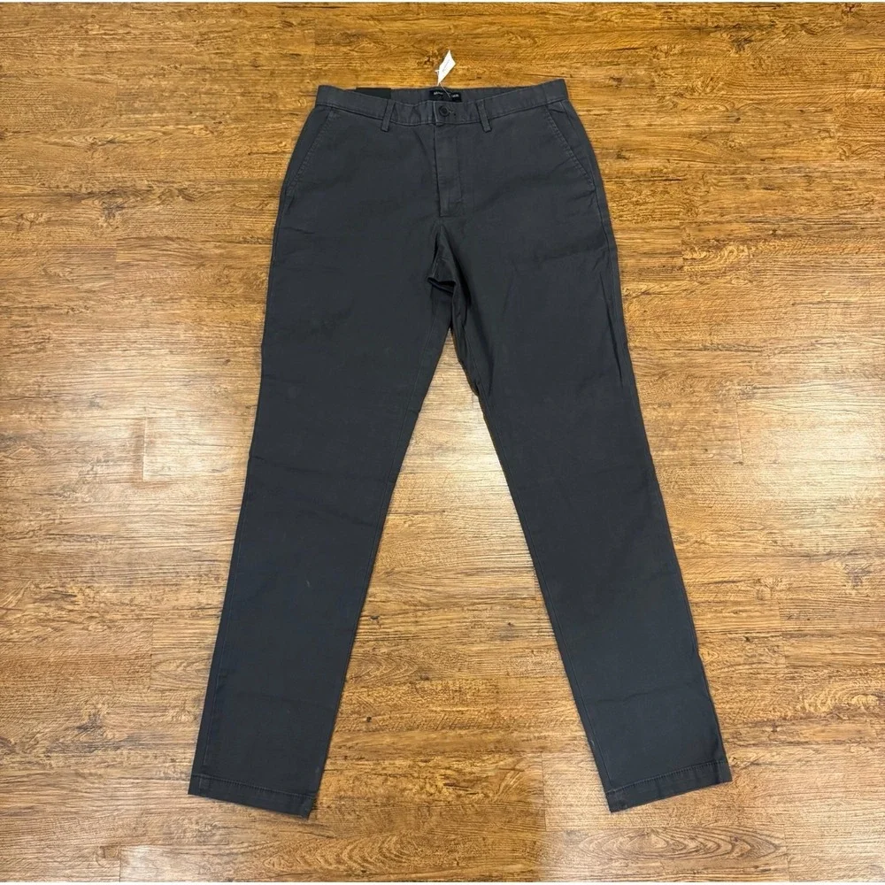 Banana Republic Gray Casual Athletic Fit Lived-In Chino Pants‎ Men's 32x36 Tall