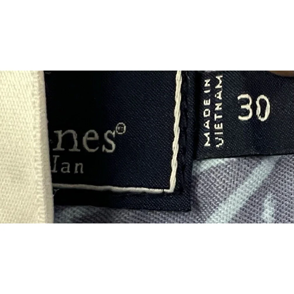 Vineyard Vines get ready