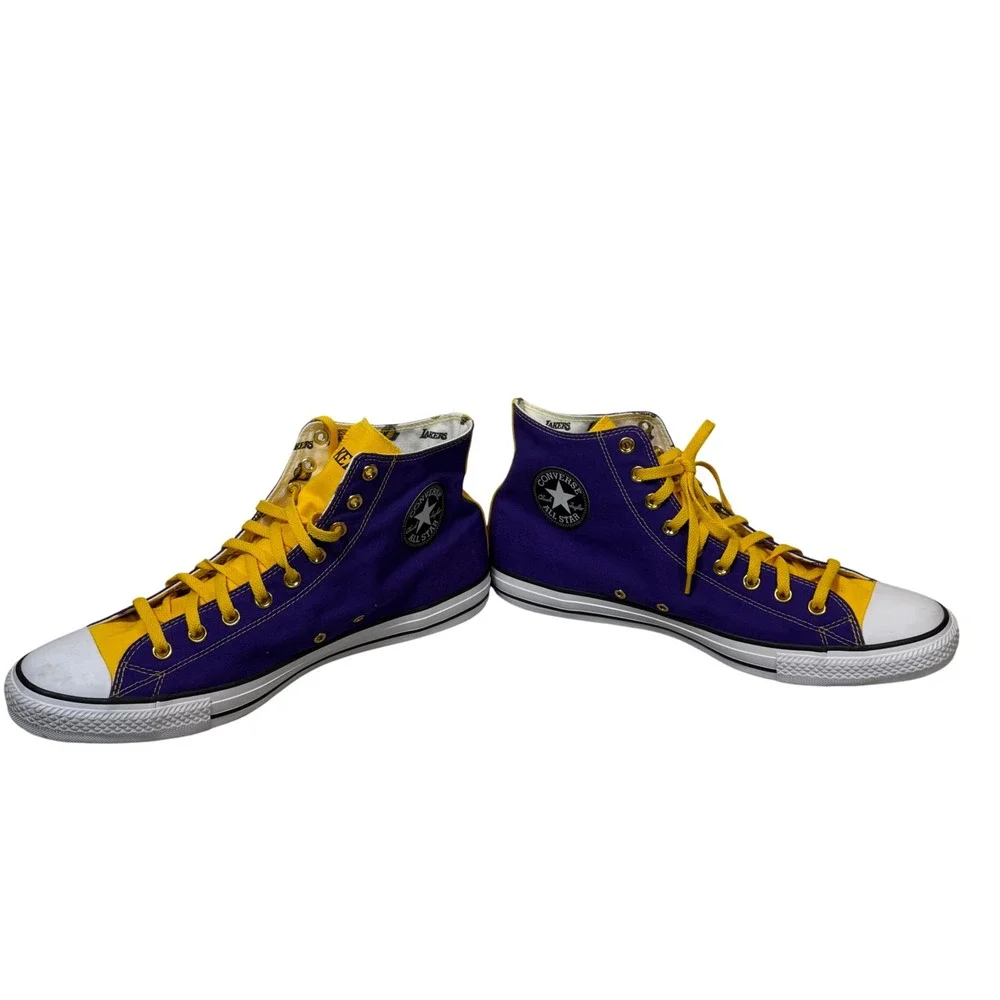 Converse showcase your