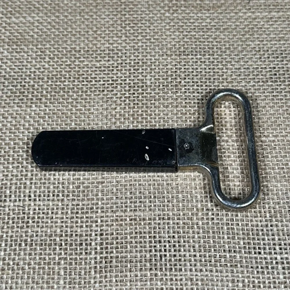 Inglenook Napa Valley CA Wine Opener 2 Prong Cork Puller‎ + Advertising Case