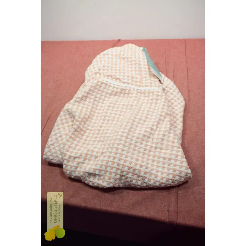 Pillowfort Kids' Oversized Hooded 28x54