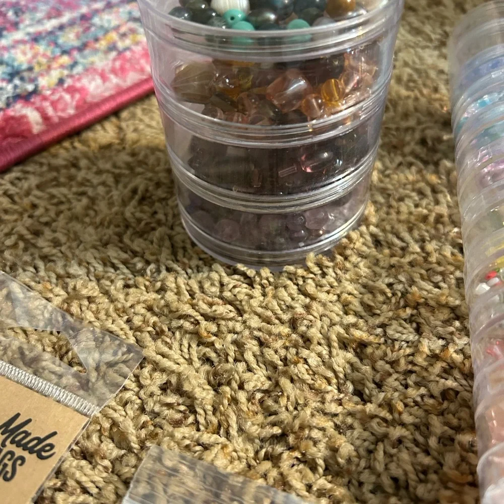 N/A lots goodies