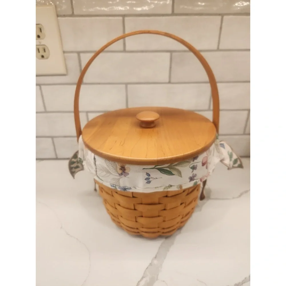 Longaberger beautiful round