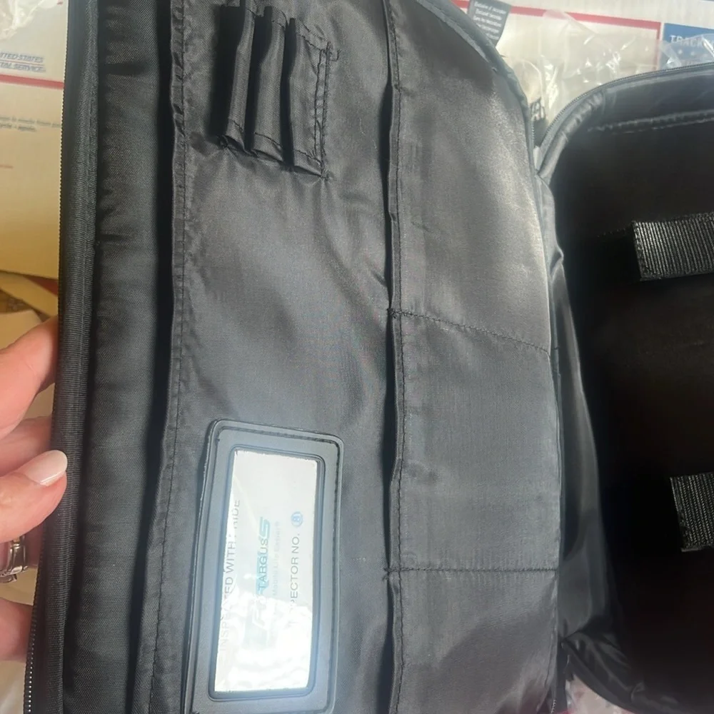 Targus nwot black