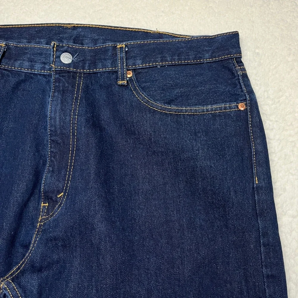 Levi's Jeans Mens 40x30 Blue 505 Regular Fit Straight Leg Dark Wash Denim