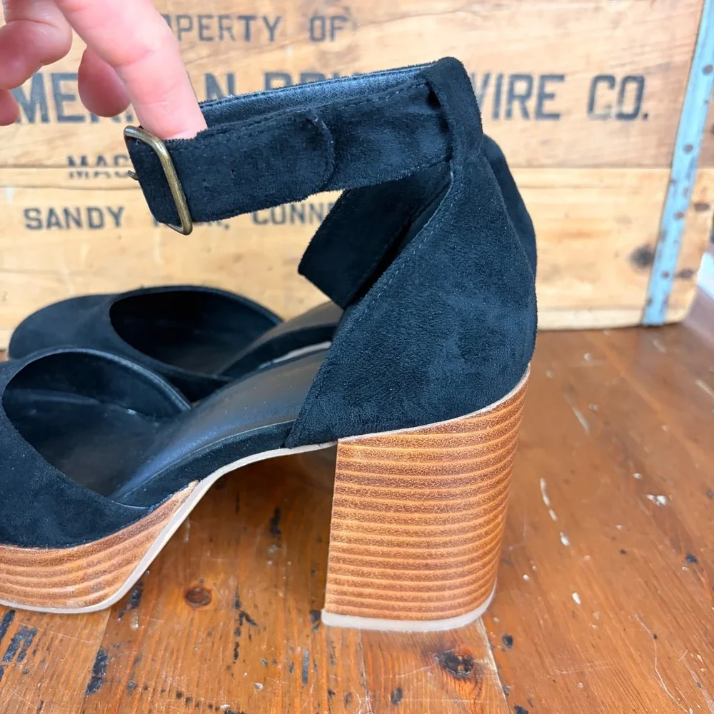 Cushionaire Tanner Black Platform Wood Block Heel Square‎ Toe Pumps 8M