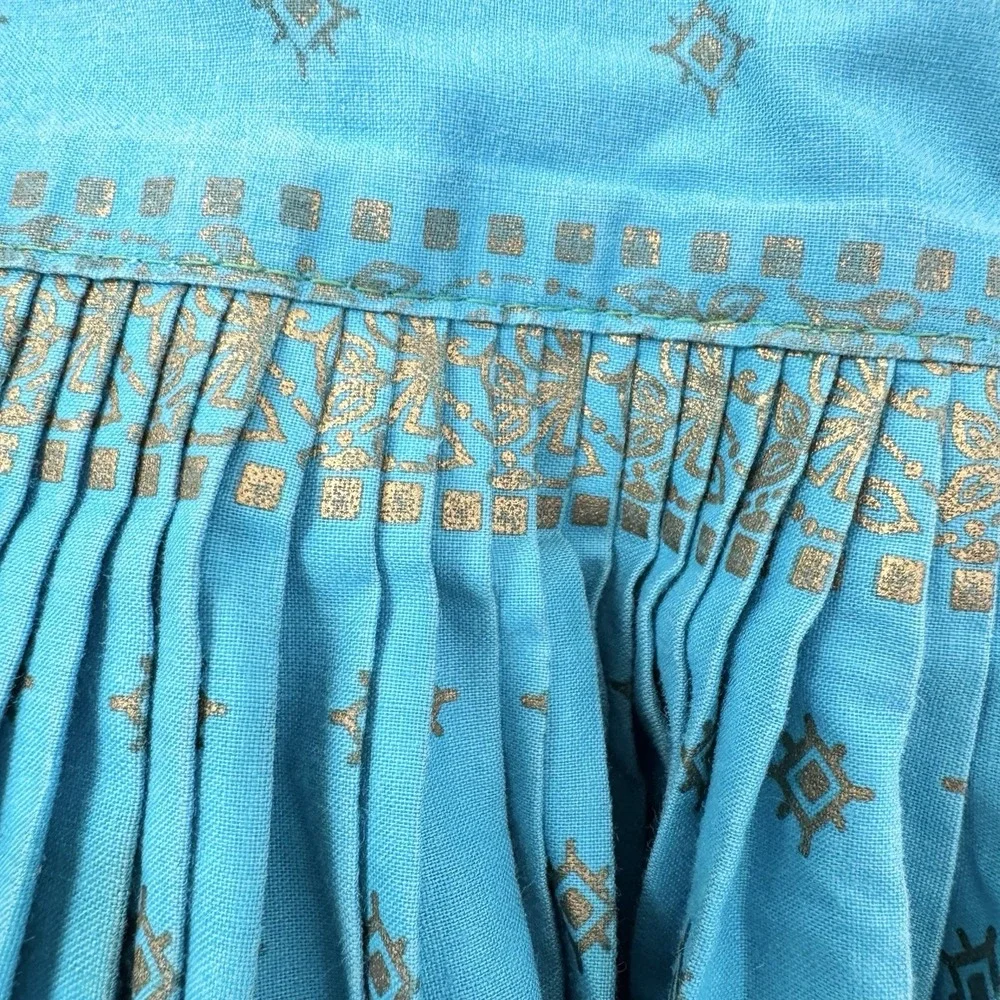 Half Style Apron Handmade. Vintage. Pleated Turquoise And Gold 16X17 Small Spots