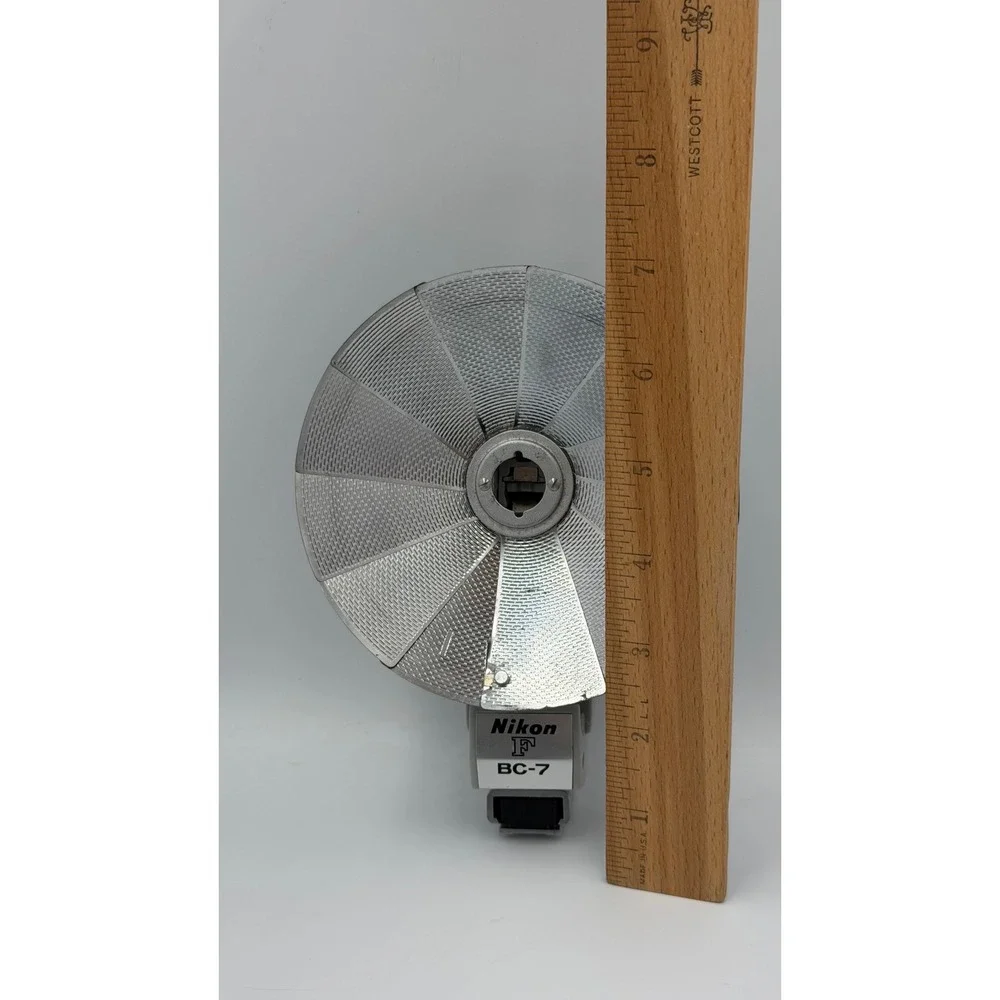 Nikon BC-7 Flash Unit for Nikon F Camera Vintage Fan Reflector