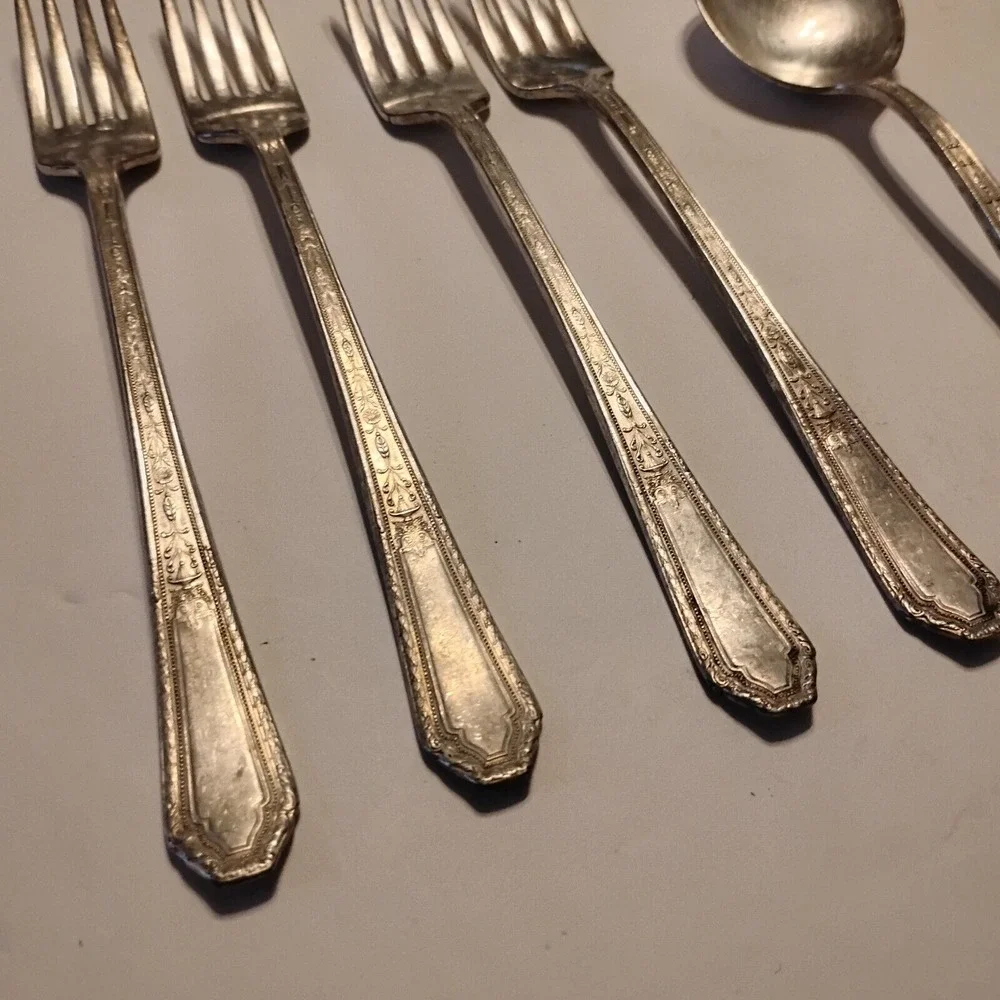 Wm Rogers CHALFONTE Silverplate International 1926‎ Silverware 4-Dinner Forks