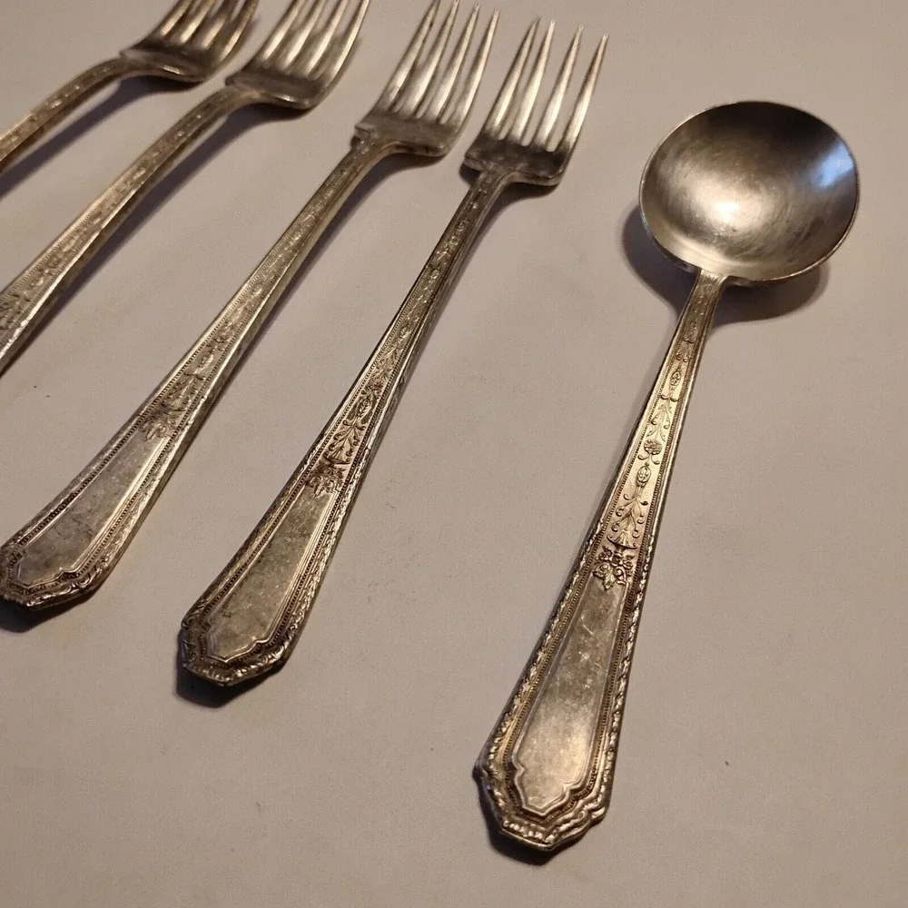 Wm Rogers CHALFONTE Silverplate International 1926‎ Silverware 4-Dinner Forks