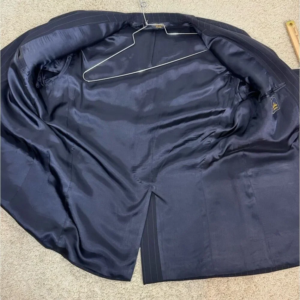 Brooks Brothers blazer no great