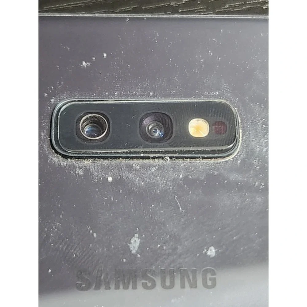 Samsung Galaxy S10e Black Android Smartphone with Spigen Case