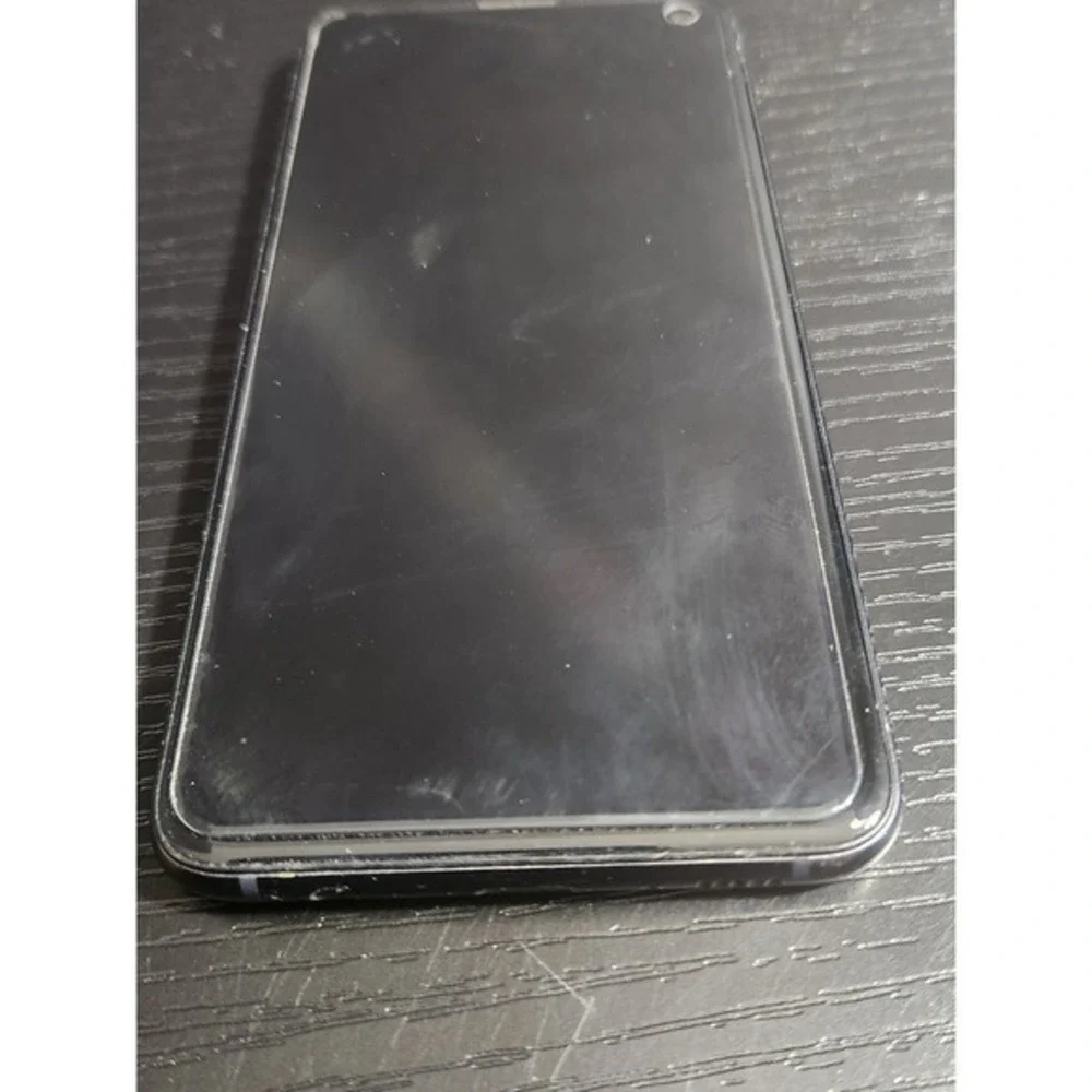 Samsung Galaxy S10e Black Android Smartphone with Spigen Case