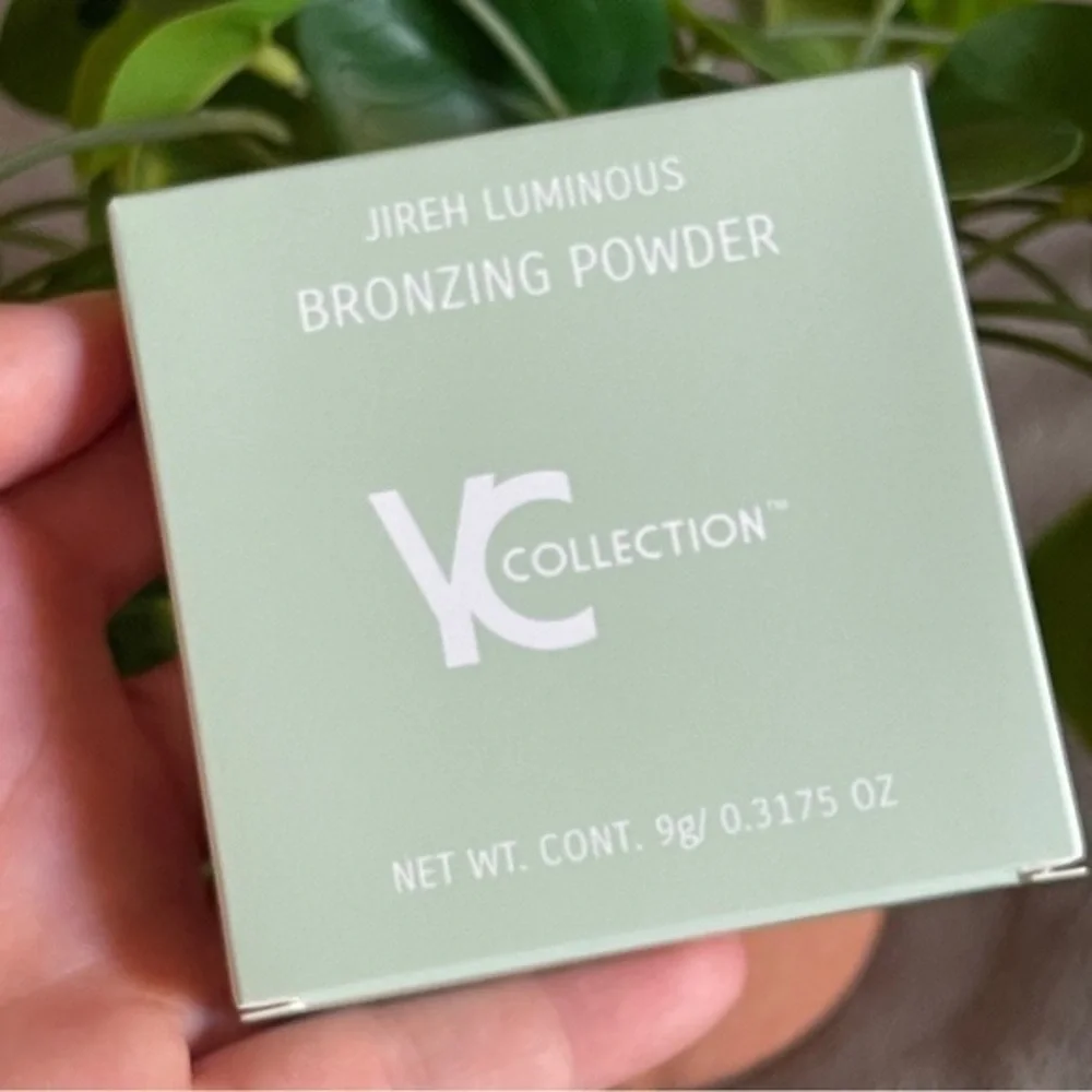 4 for 16$ *NIB* YC Collection Jireh Luminous Bronzing Powder .9g Shade: Enough