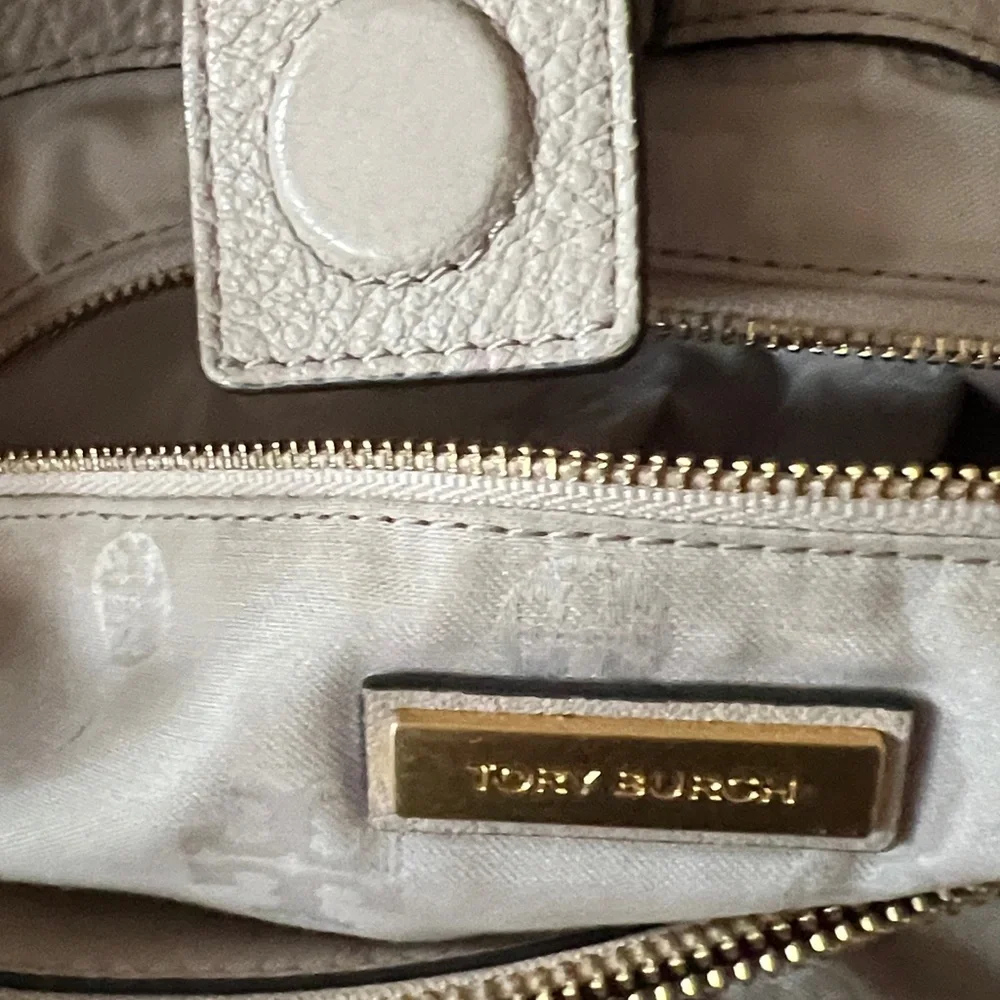 Tory Burch nice authentic