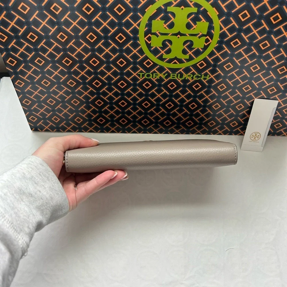 Tory Burch tory burch