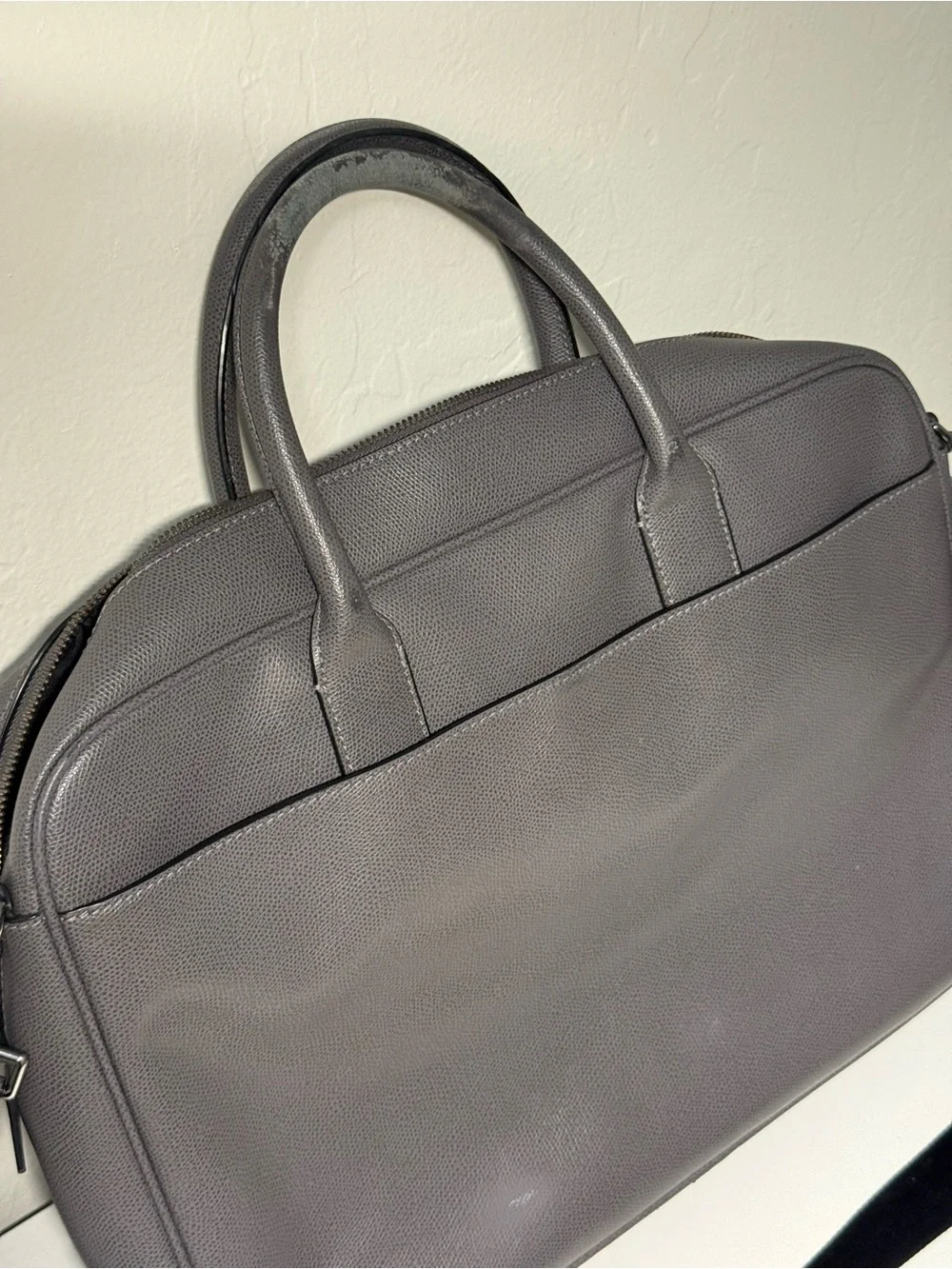 Michael Kors top streamlined