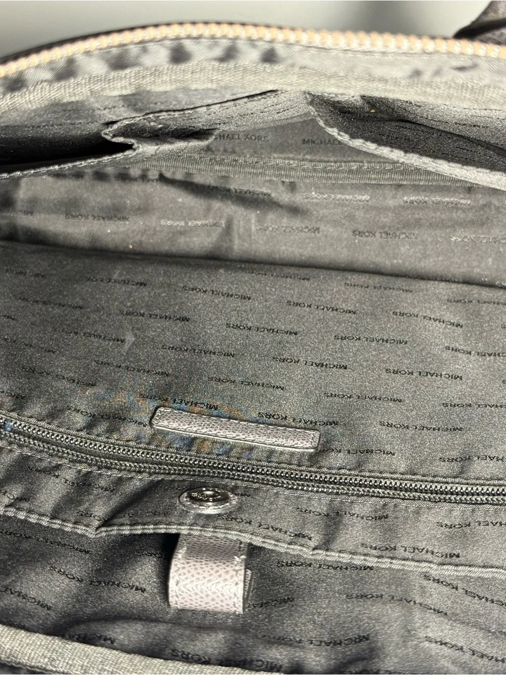 Michael Kors mark top
