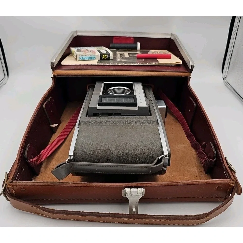 Polaroid Land Camera Vintage Model J66 With Case And Manual And‎ Case Untested