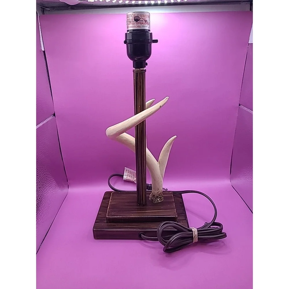 Vintage‎ Faux Antler Table Lamp Accent Lamp Tested Works