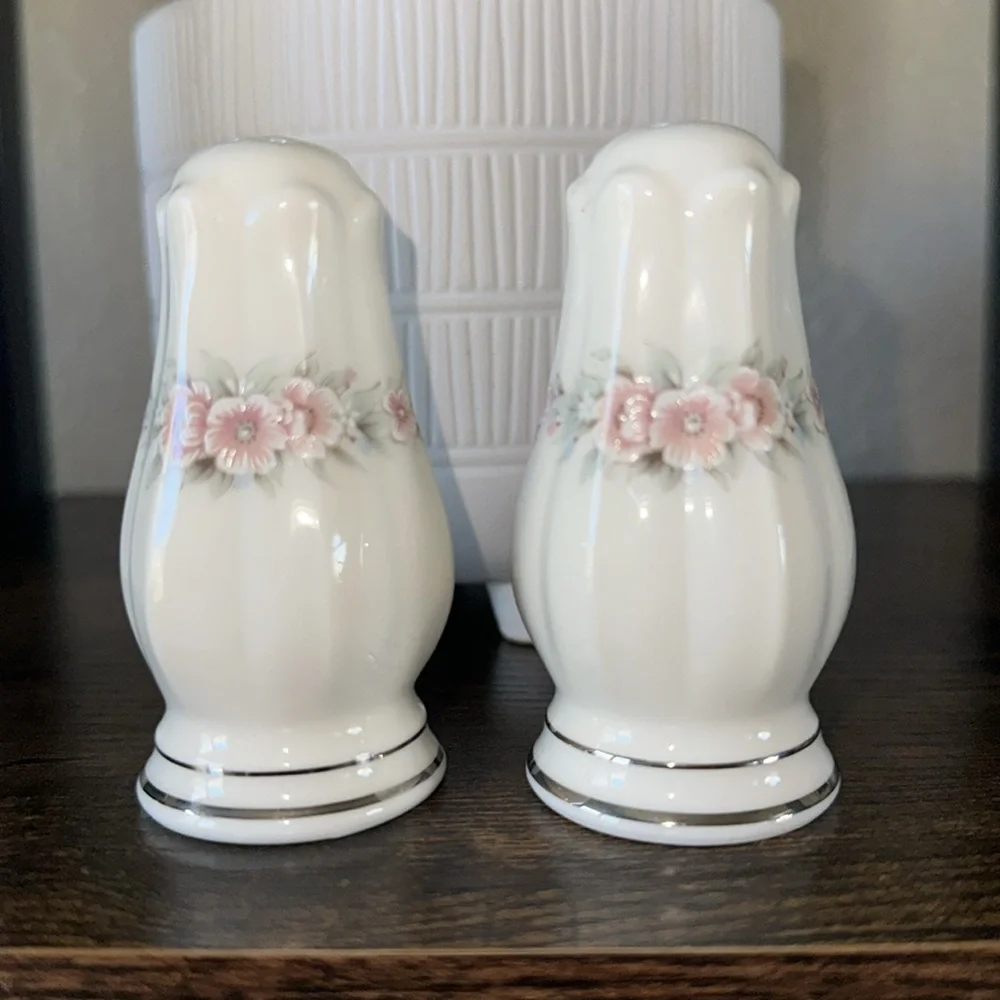 ‎Noritake