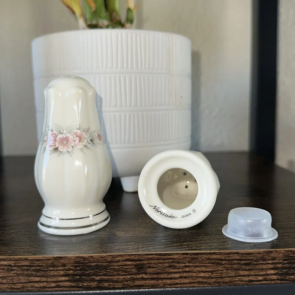 ‎Noritake