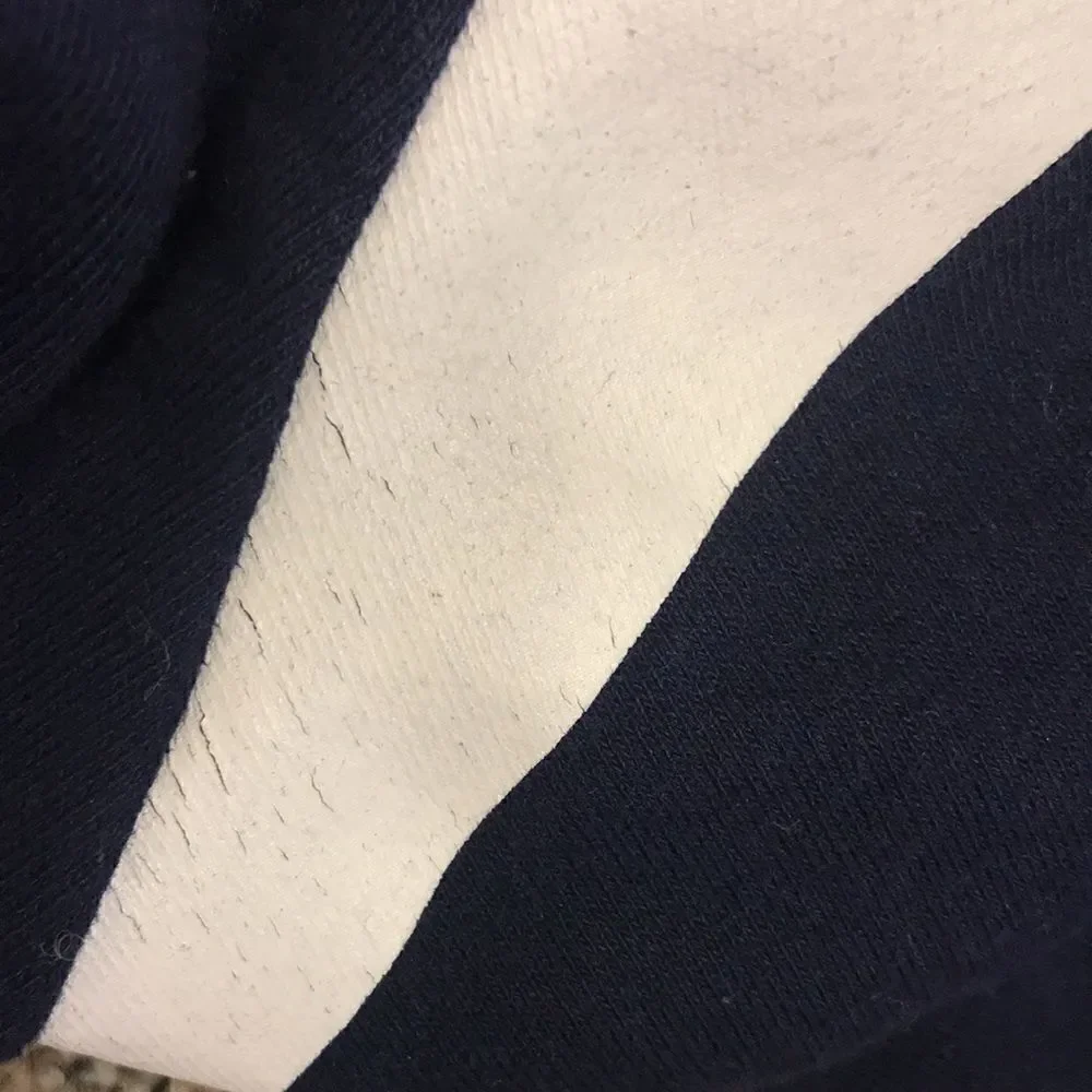 Nittany Lions sweatshirt.     Youth/XL