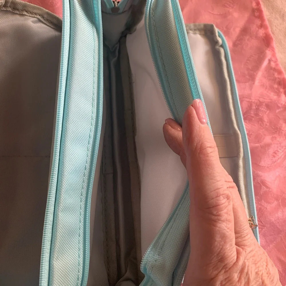 Angoo Set of 2 Pencil Cases - Blue and Green