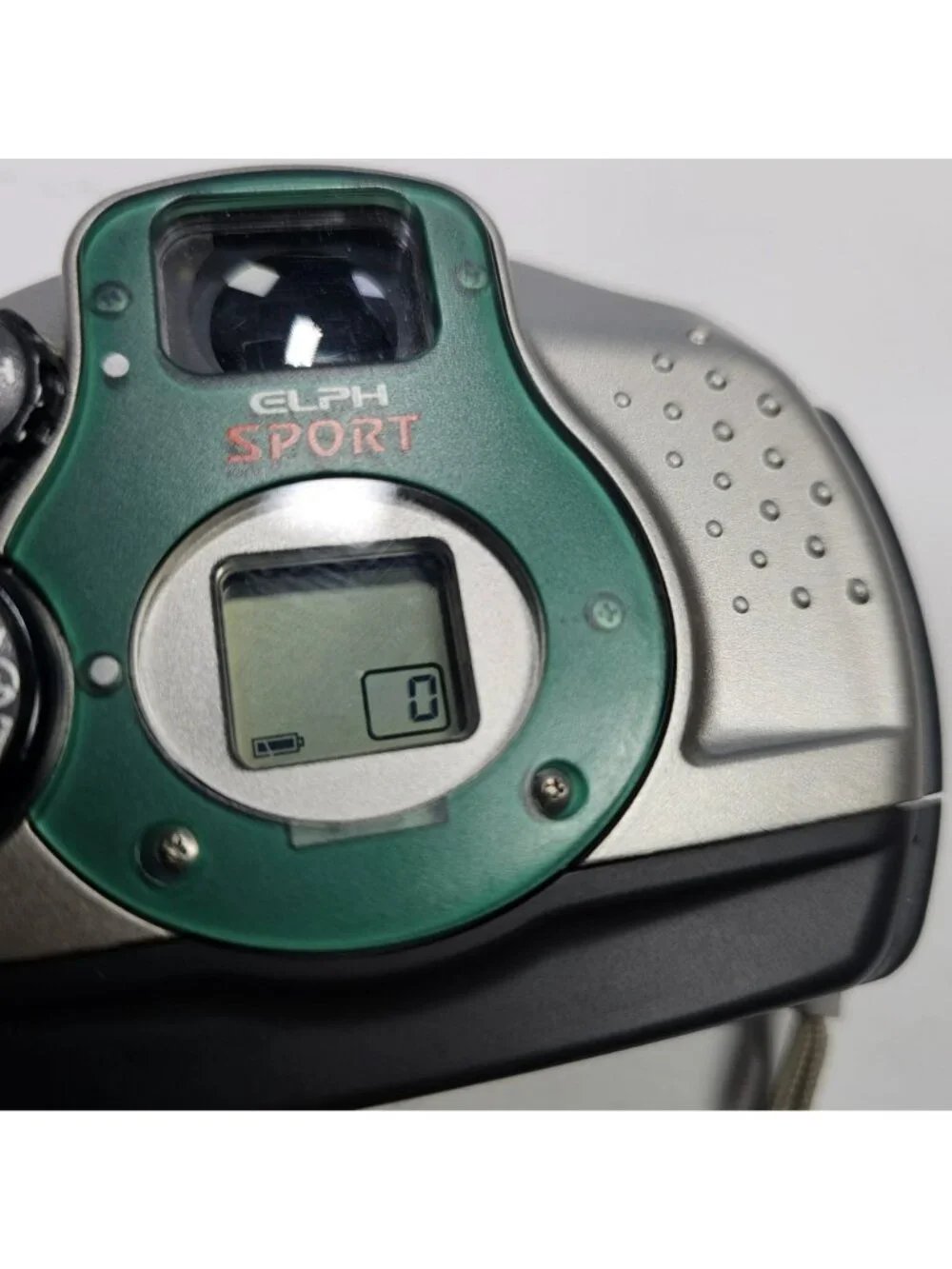 Canon elph sport