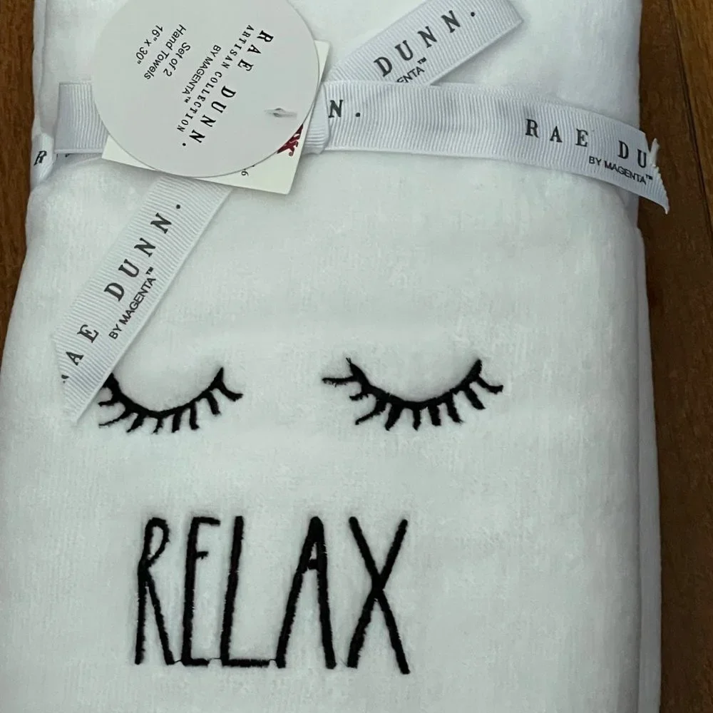New Rae Dunn by Magenta Relax Eyelashes Hand Towel Set P5