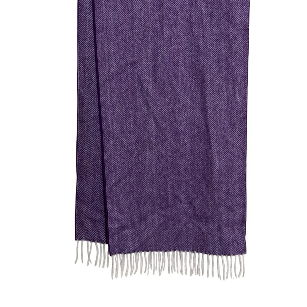 Magee cashmere scarf with fringe