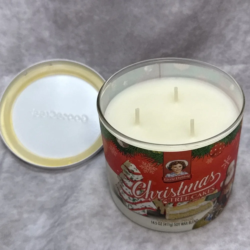 Goose Creek Little Debbie Christmas Tree Cakes Candle 14.5 oz 3-Wick Soy