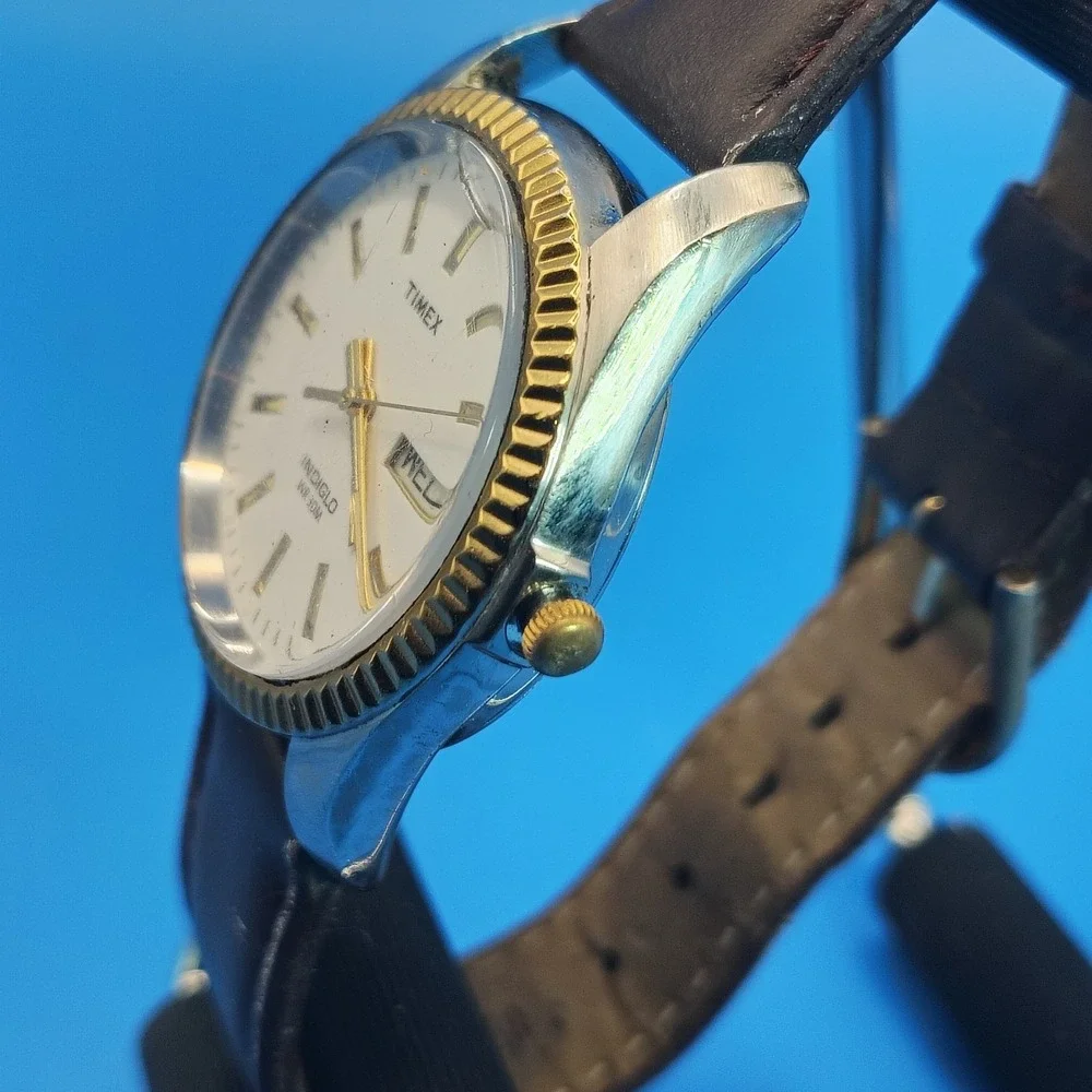 Vintage 2008 Timex Indiglo Presidential Day/Date Two Tone 33mm Mens Quartz Watch