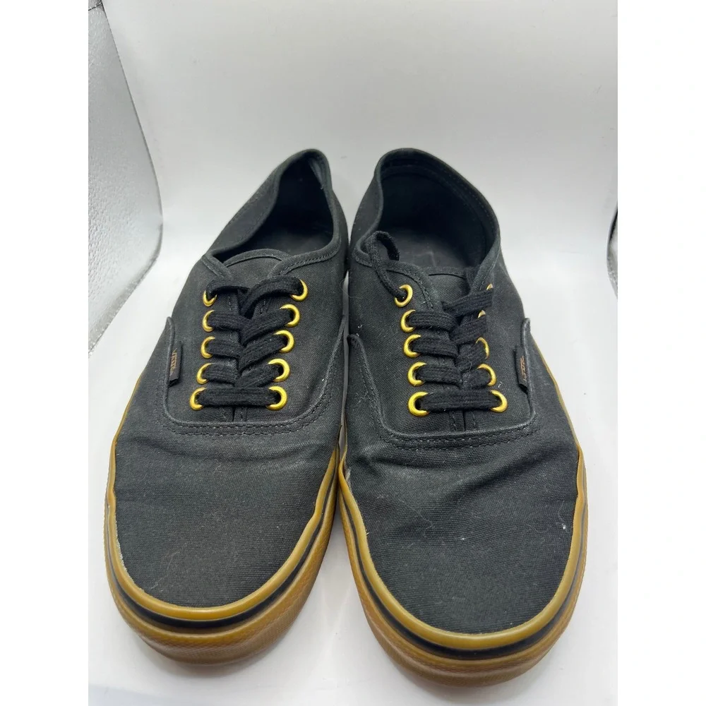 Vans Authentic‎ Black Gum Sole Canvas Sneakers Men US 7.5 Women US 9