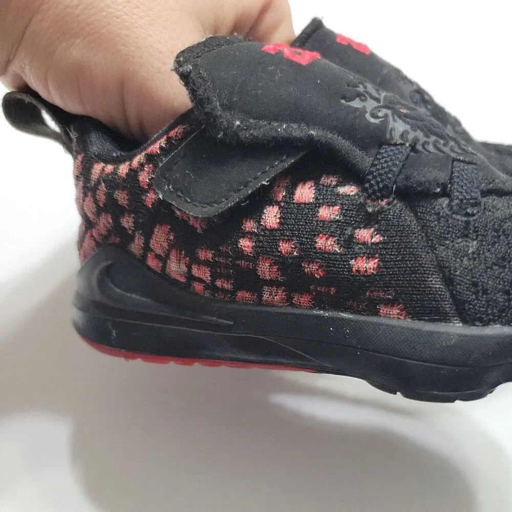 Nike shoes unisex