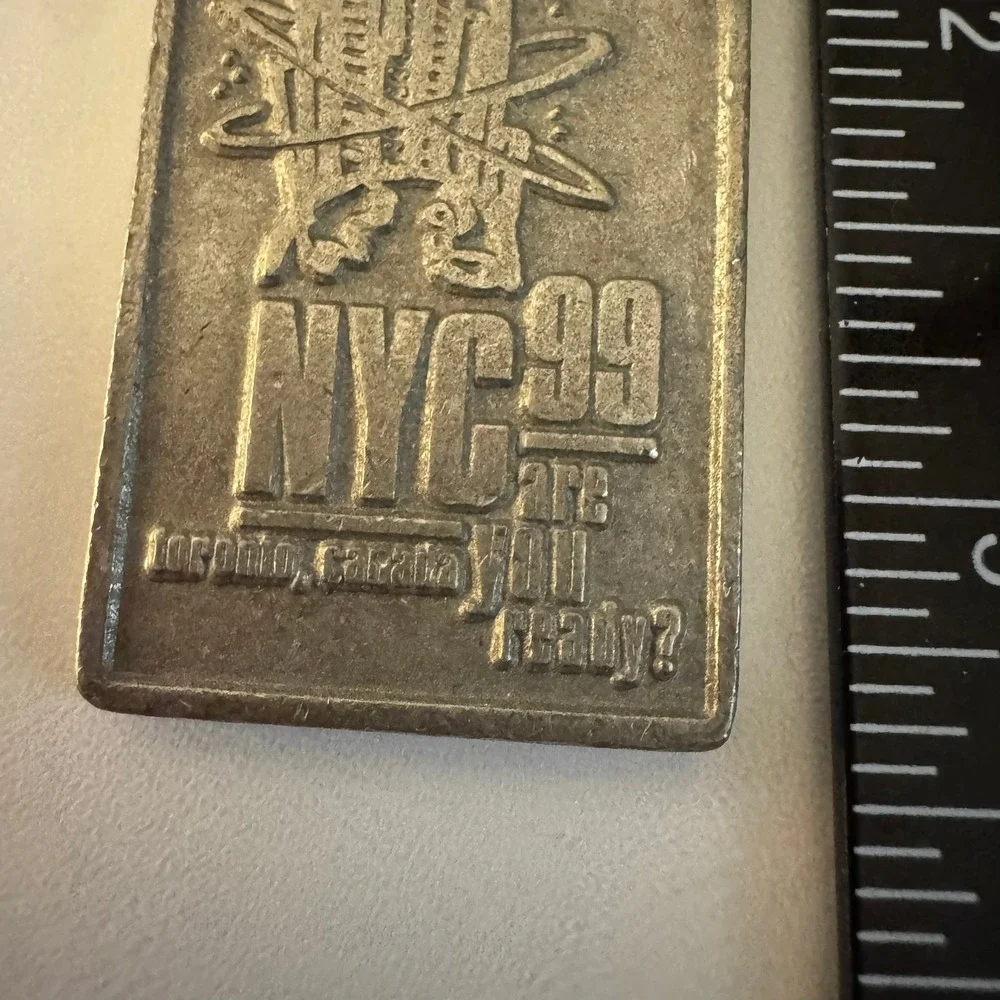 Vintage NYC‎ 99 Toronto Canada Keychain Solid Pewter Souvenir Keyring