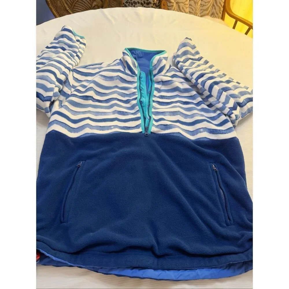 chubbies reversible pullover