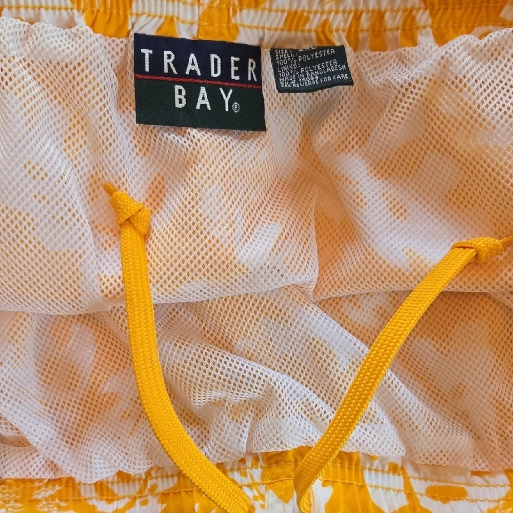 Trader Bay brighten your