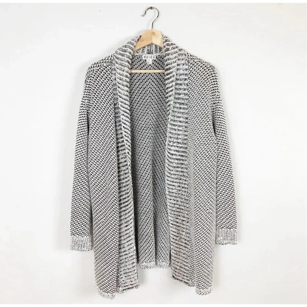 Reiss beautiful cozy
